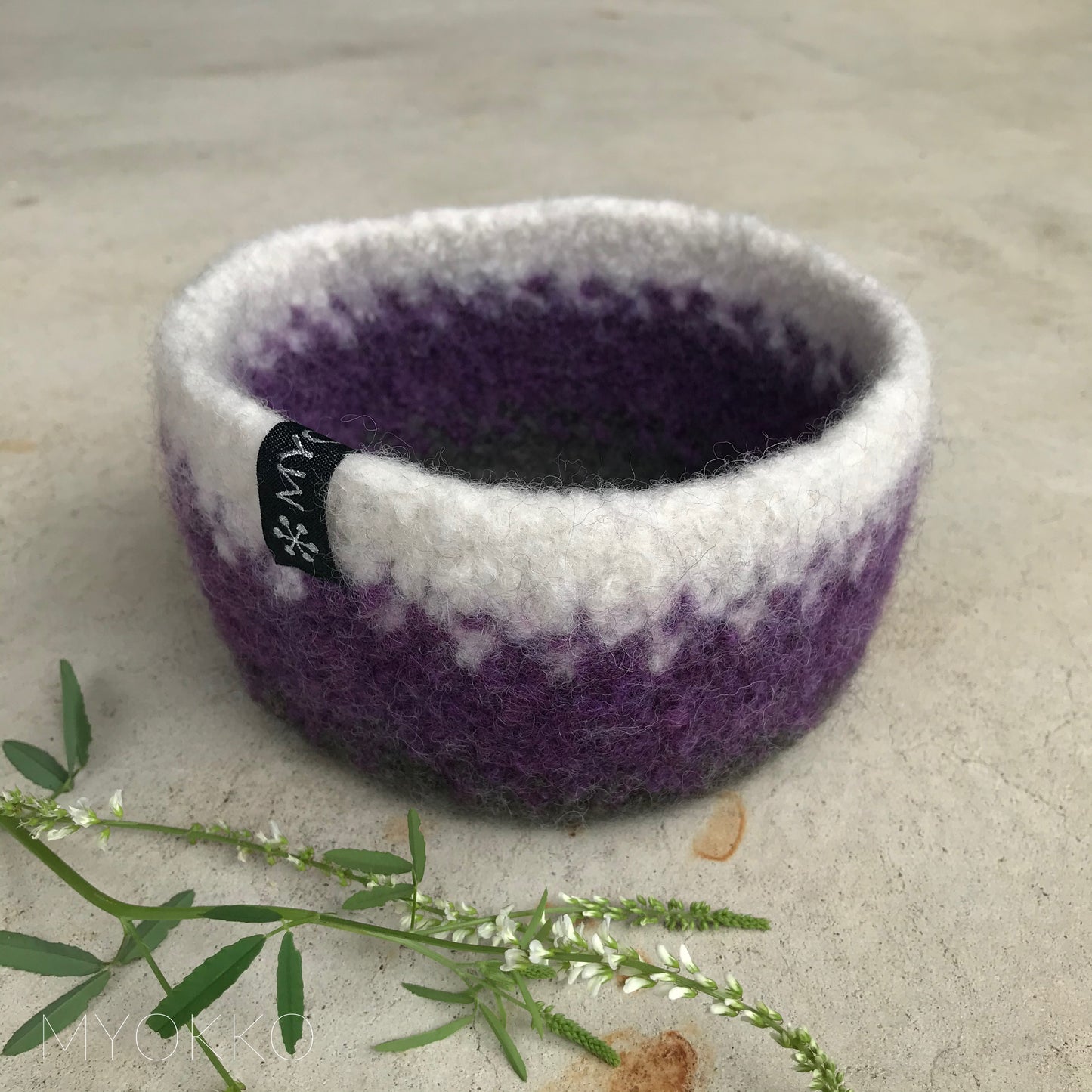 Panier en laine feutrée - divers coloris à choix