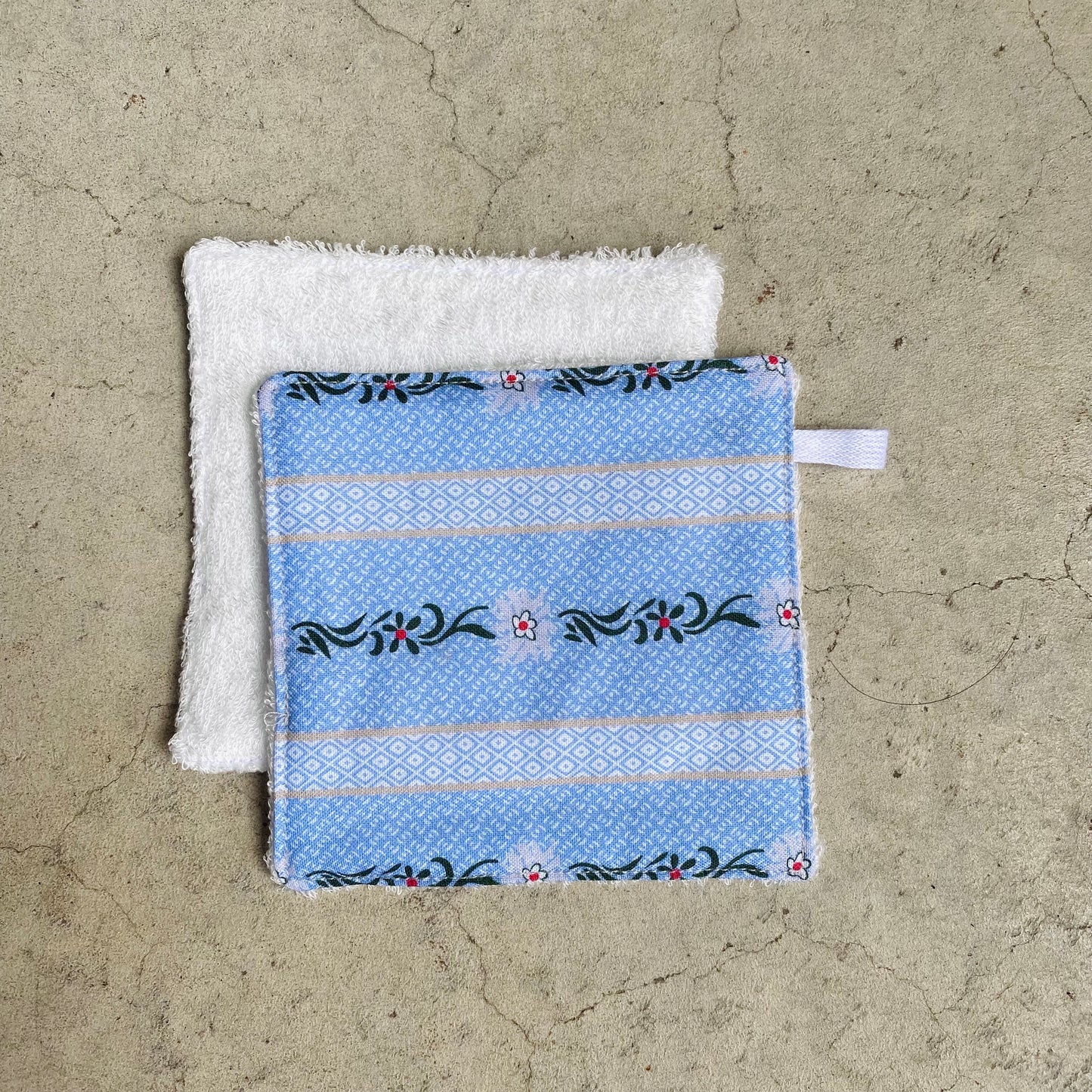 Lingettes démaquillantes à la pièce - Eponge Tencel Eucalyptus