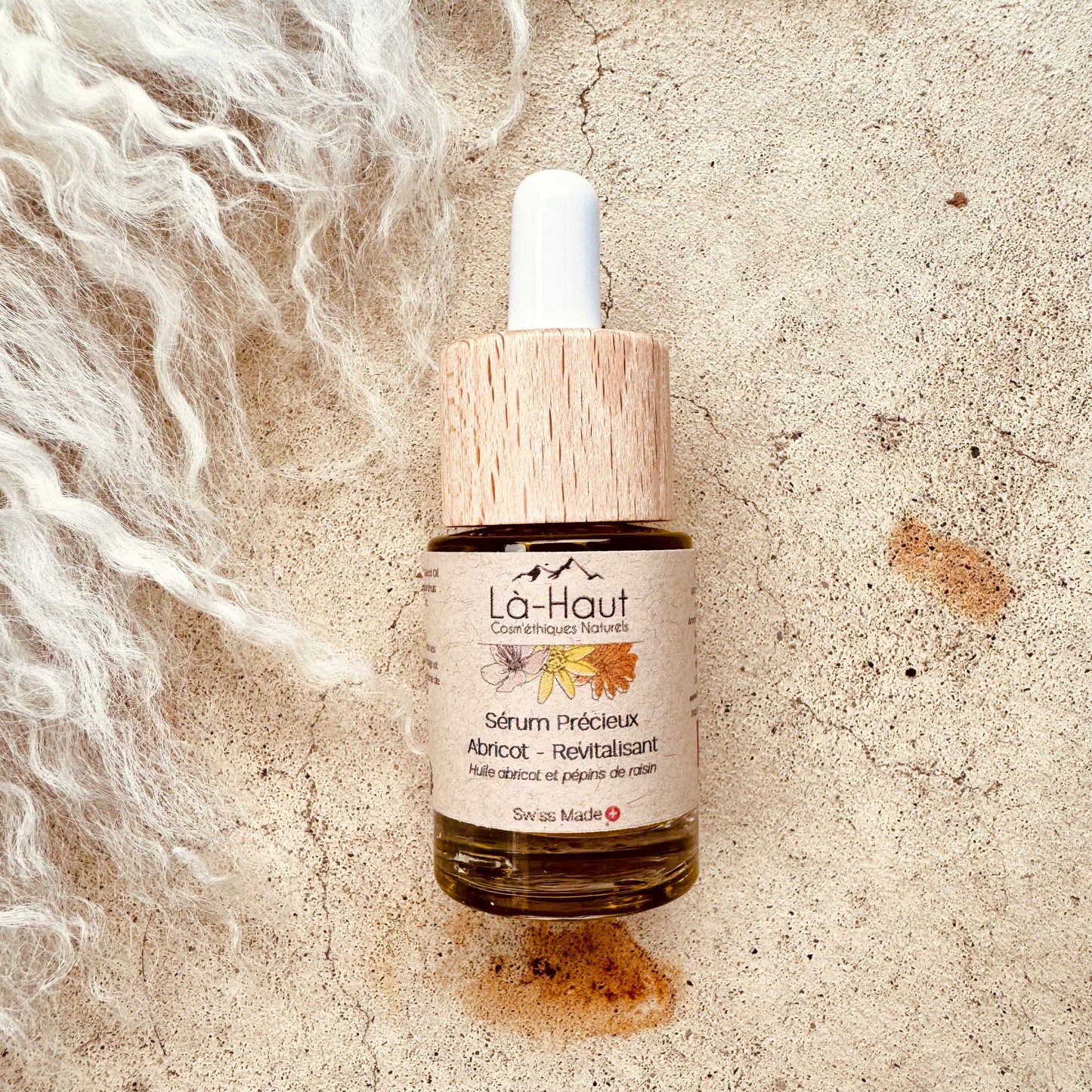 Sérum précieux à l’abricot pour le visage - Là-Haut Cosm'éthiques Naturels