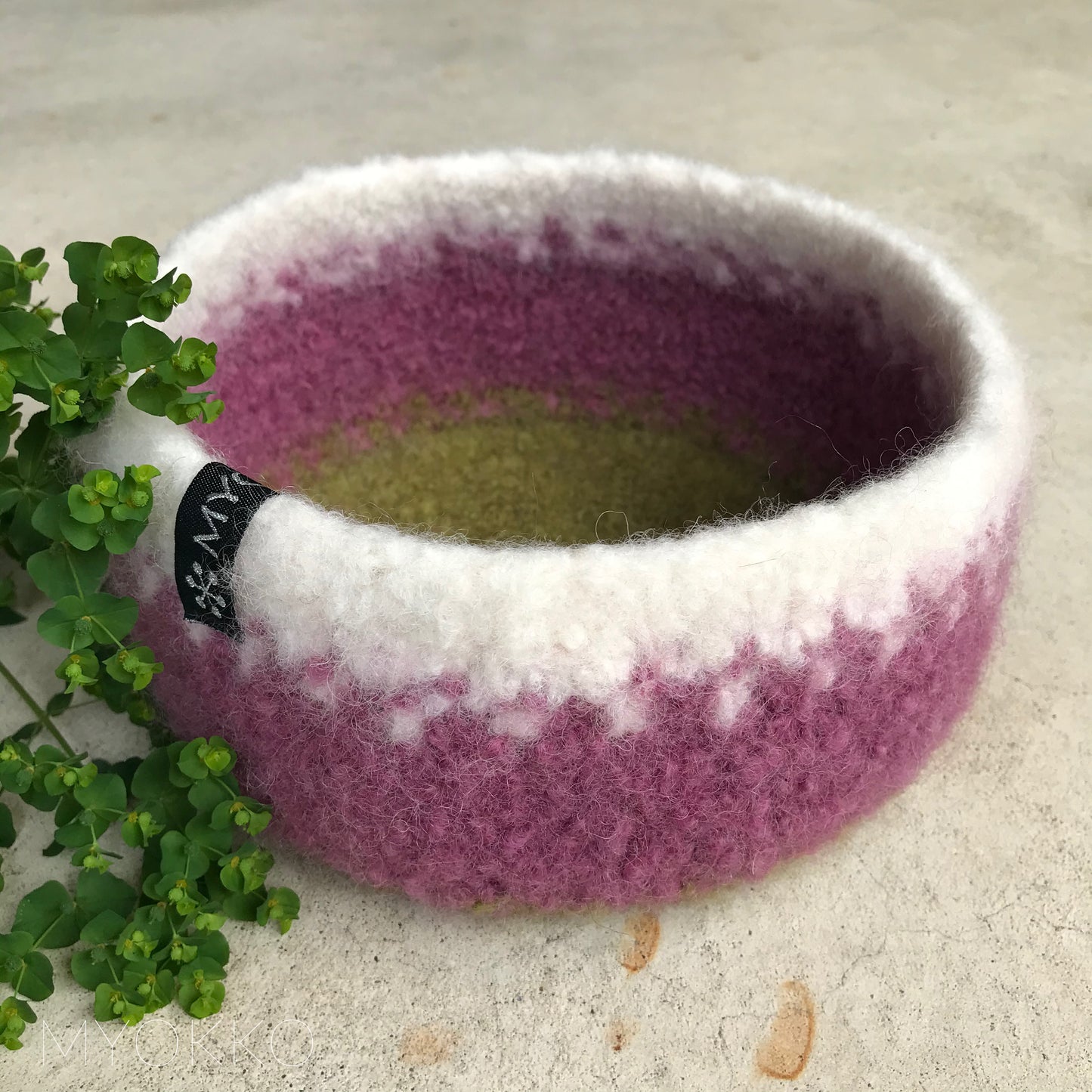 Panier en laine feutrée - divers coloris à choix